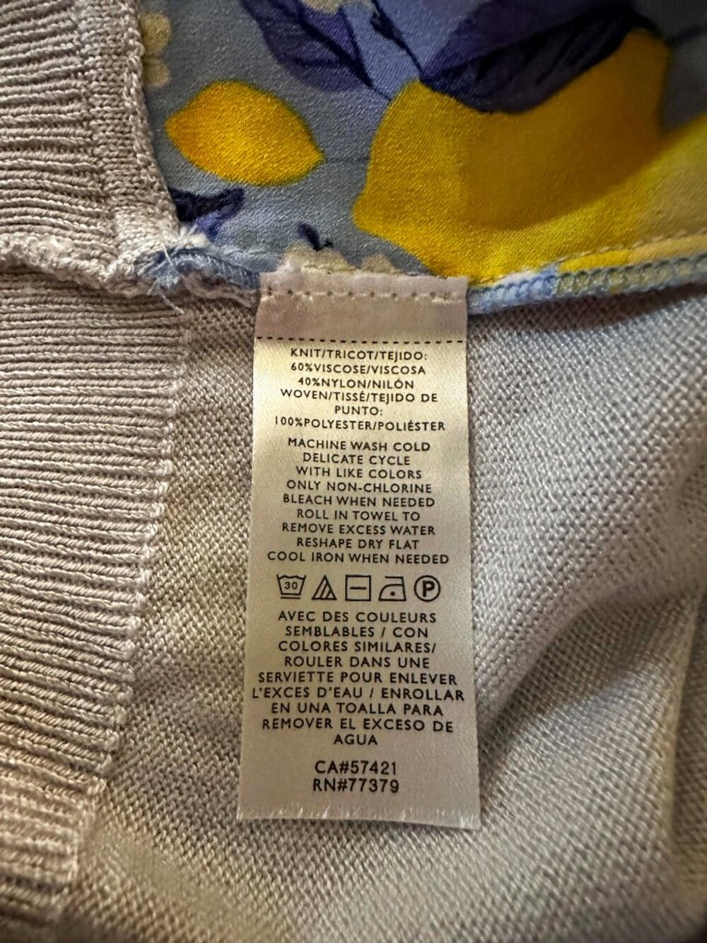 Ann Taylor Lemon Cardigan Sweater NWT Size L - Picture 4 of 4